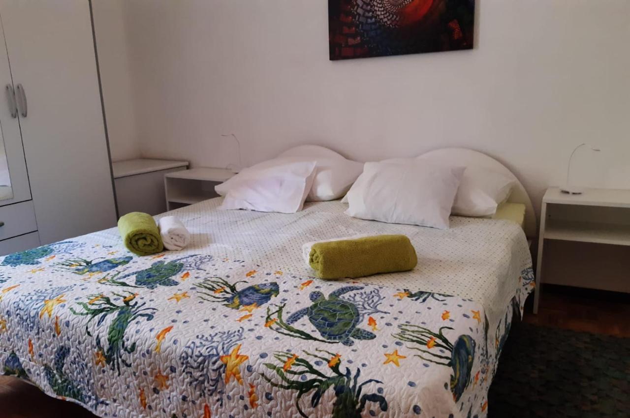 Juka House Villa Milna  Esterno foto