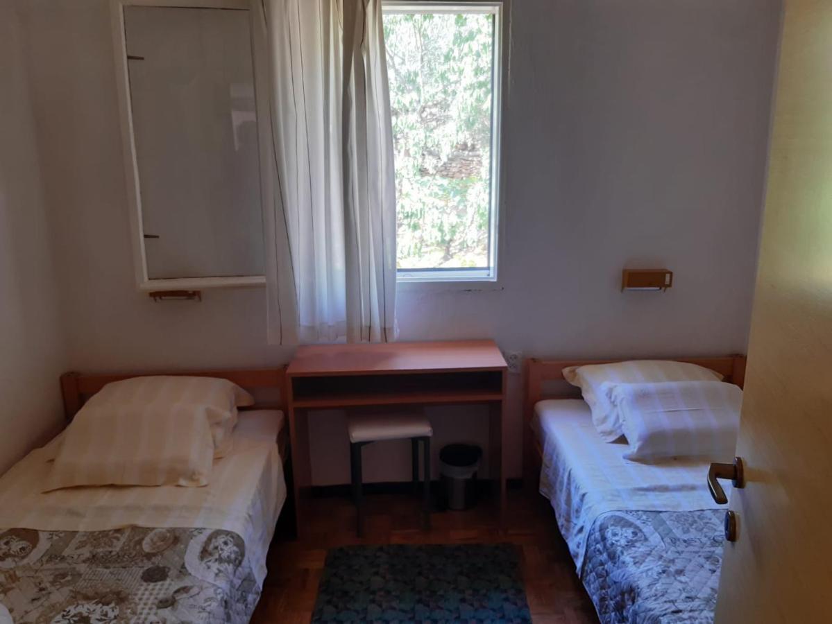 Juka House Villa Milna  Esterno foto